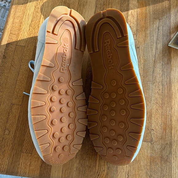 Reebok Men’s Leather (Suede) Classic Style Shoes Light Blue Sz 12- Never Worn - Picture 4 of 6